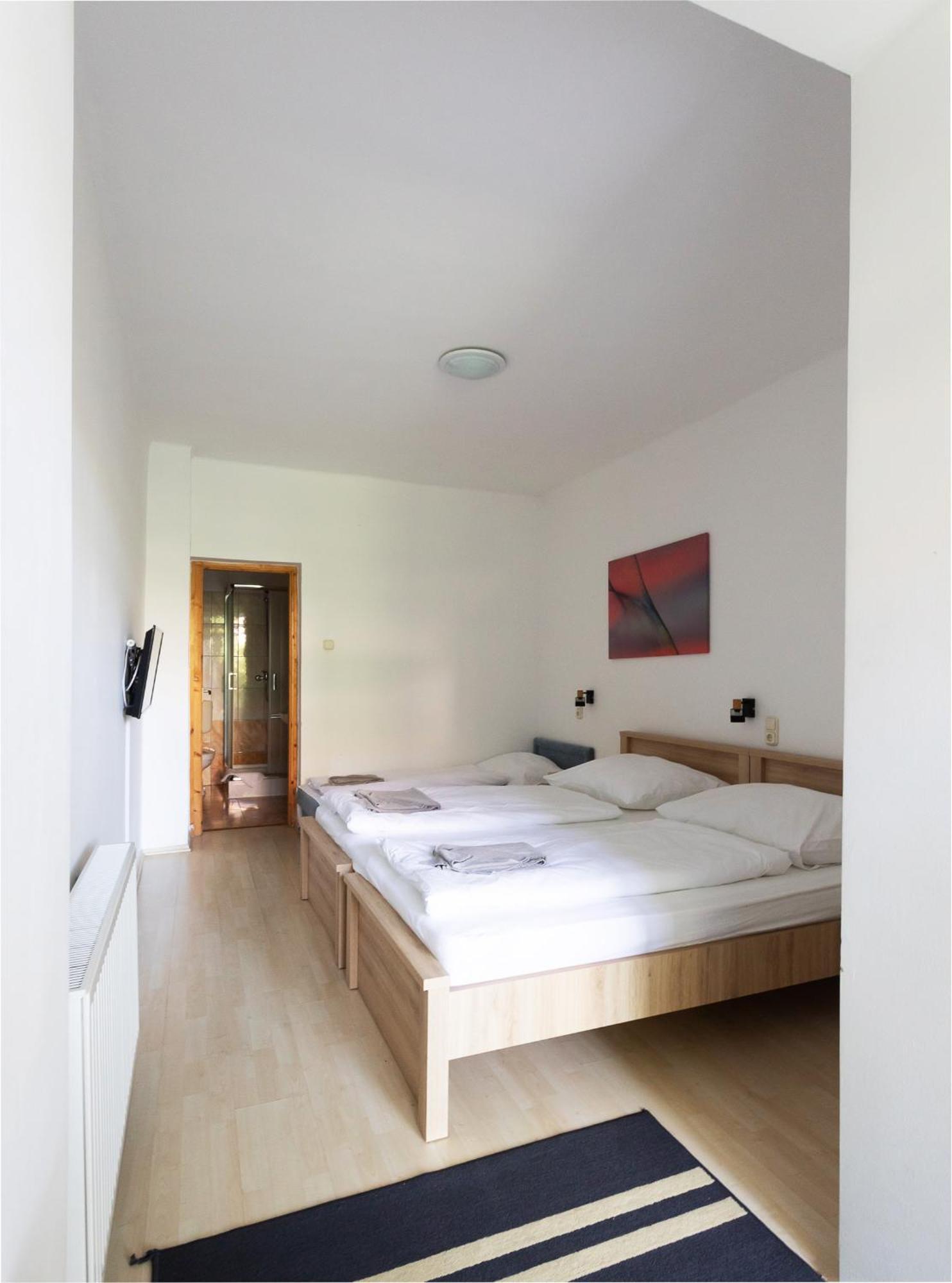 Aparthotel Platan 2*