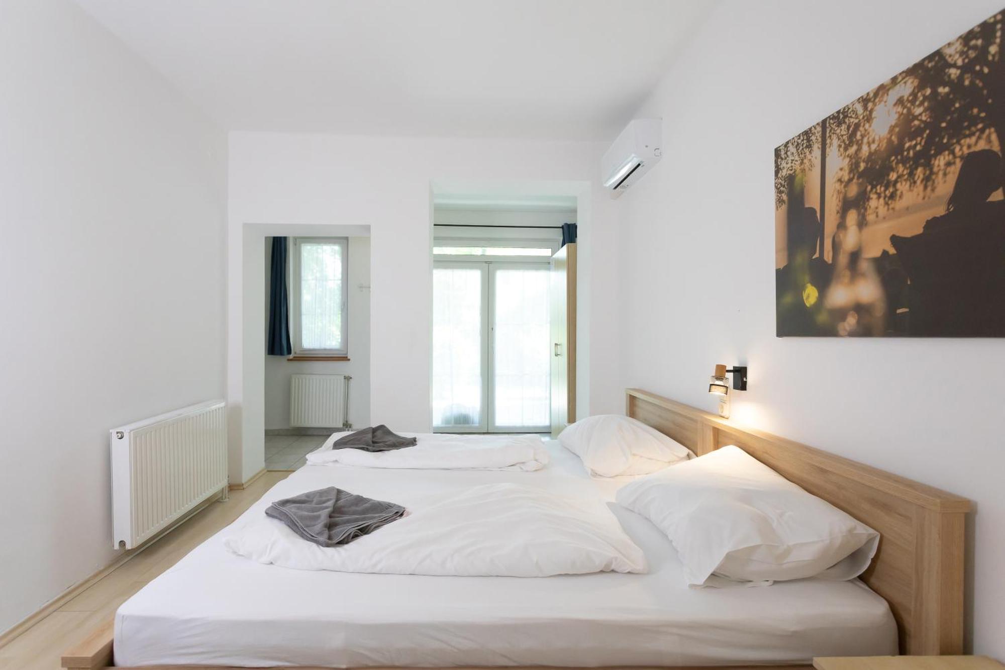 Aparthotel Platan